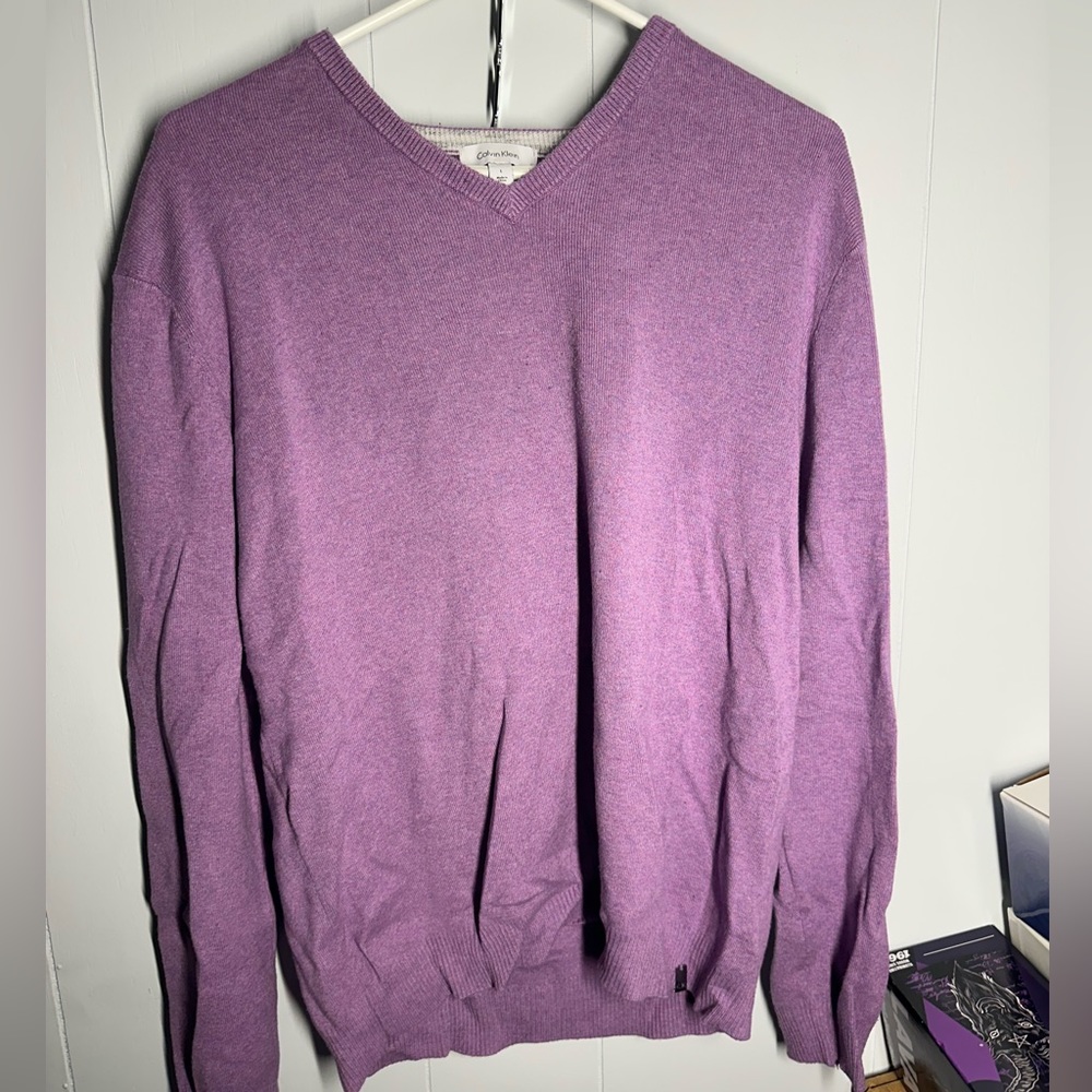CALVIN KLEIN V-NECK